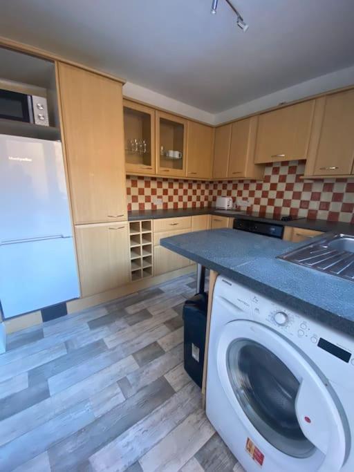 Modern Two Bed House Close To City Centre Belfast Eksteriør billede