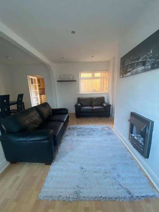 Modern Two Bed House Close To City Centre Belfast Eksteriør billede
