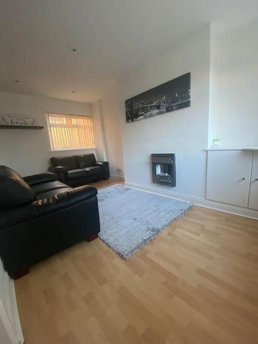 Modern Two Bed House Close To City Centre Belfast Eksteriør billede
