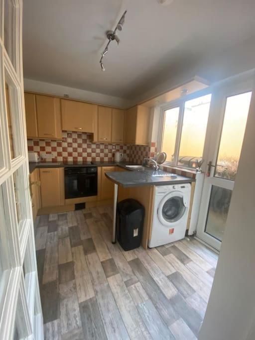 Modern Two Bed House Close To City Centre Belfast Eksteriør billede
